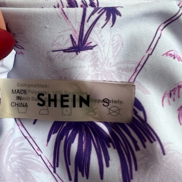 SHEIN LAVENDER PURPLE STRAPLESS TROPICAL HIGH CUT CHEEKY BIKINI SIZE SMALL - Picture 5 of 6